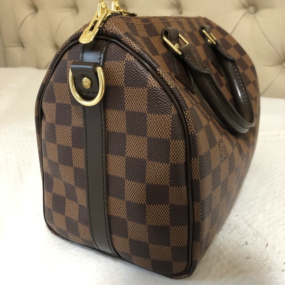 *SOLD* LOUIS VUITTON Speedy Bandouliere 25 - Picture 3 of 8